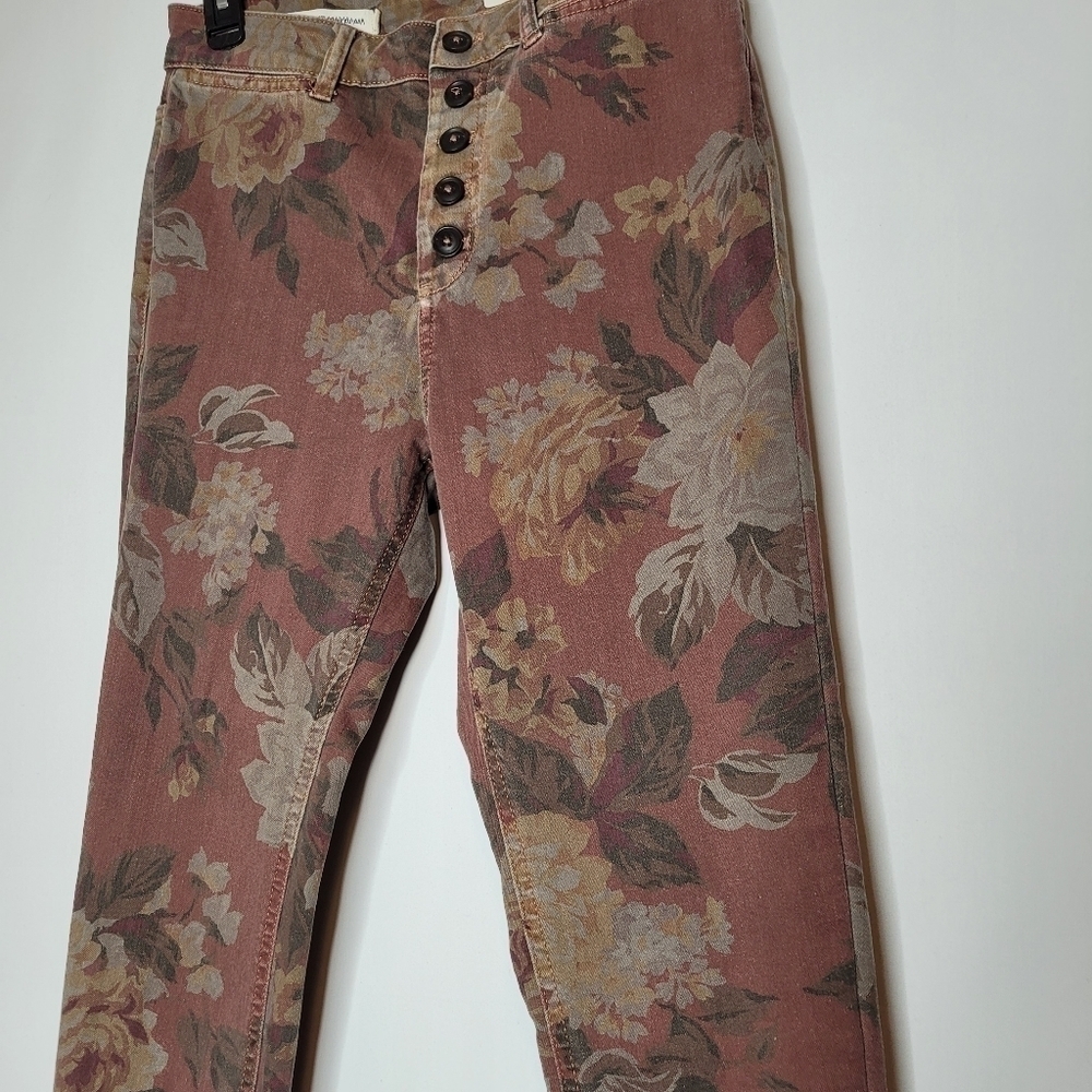 Host Pick 🥳 Pilcro Rose Print Denim Jeans - Picture 7 of 14
